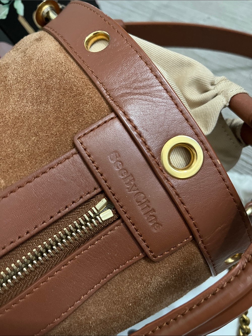 See By Chloe Bucket Bag - Picture 3 of 14